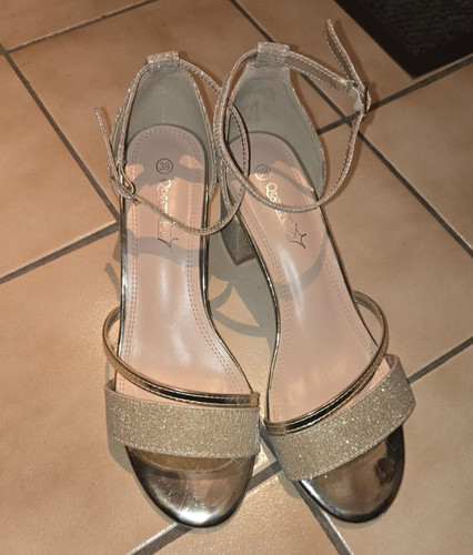 Goldene glitzer sandaletten - glitzer,